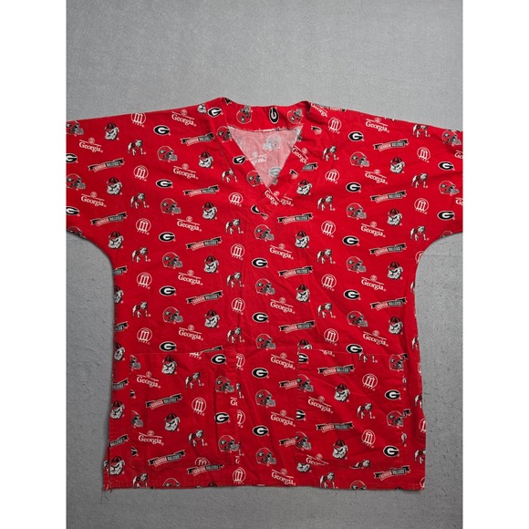 The Unbranded Brand Tops - Georgia Bulldogs Football Scrub Top Womens XL Red Allover Print Side Slit V-Neck